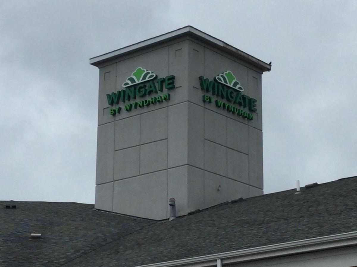 Wingate By Wyndham Brighton Hotel Exterior photo